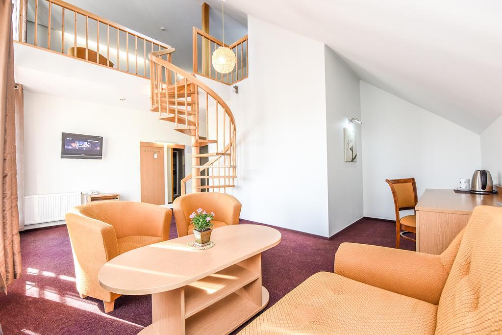 Muza Hotel Palanga Exterior photo